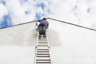 Peinture extérieure à Courçon — façades et ravalement